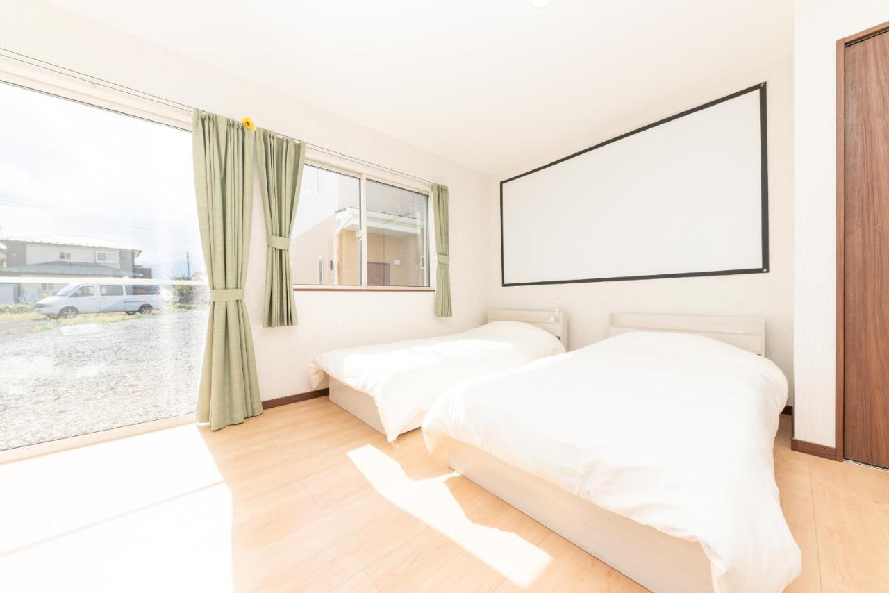 Private House Clover ฟูจิคาวากุจิโกะ ภายนอก รูปภาพ