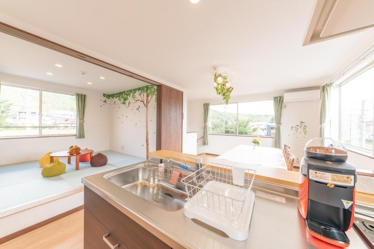 Private House Clover ฟูจิคาวากุจิโกะ ภายนอก รูปภาพ